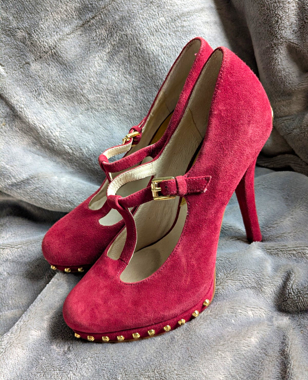 MICHAEL Michael Kors Burgundy Suede Studded T-Strap Heeled Pumps 70s vibe Wmns 7